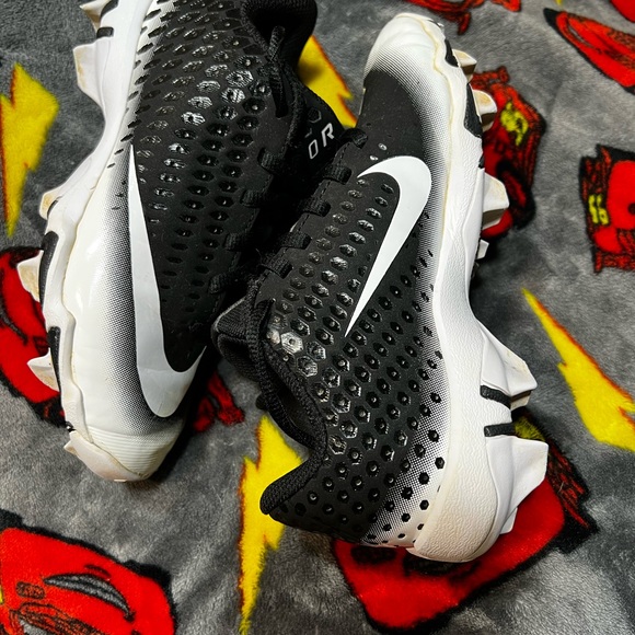 Boys size 2 shoe bundle - Picture 6 of 7